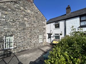 Photo 1- click for photo gallery